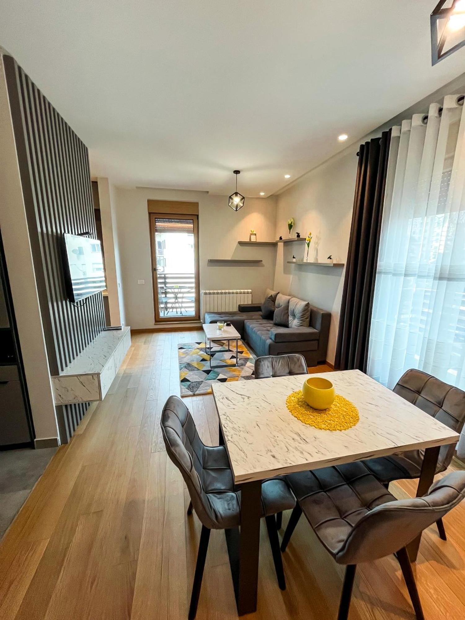 Dulovic Apartment *
